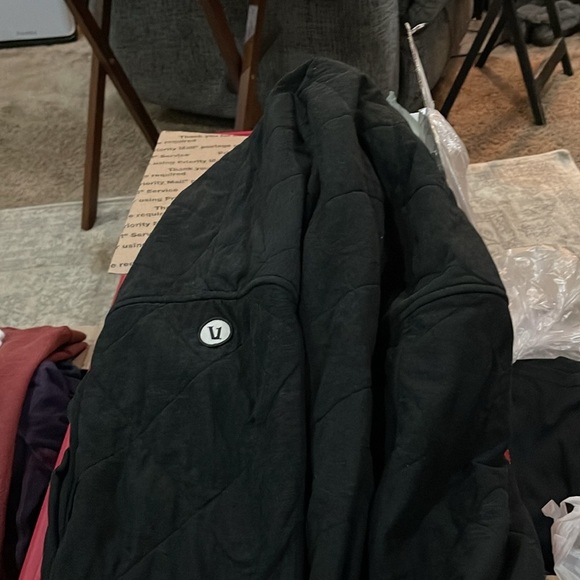 Lululemon all sizes 16, ,18, 2, 4 , 6 , 8 , , lots purses ,Michael - Picture 3 of 4